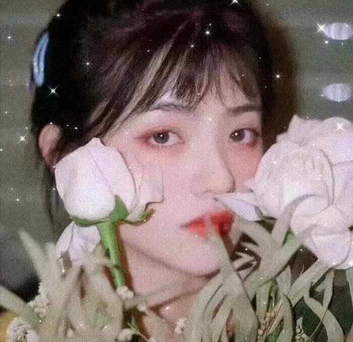 美女荒野逃亡